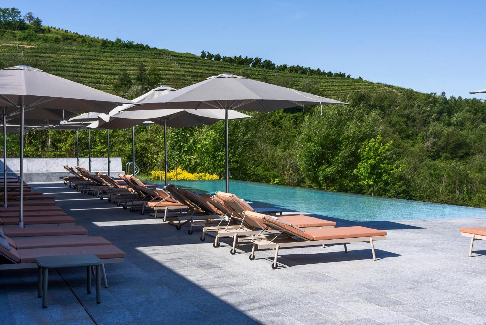 Casa Di Langa Hotel Cerretto Langhe Eksteriør billede